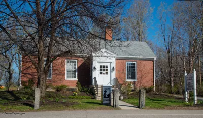 Paul Memorial Library